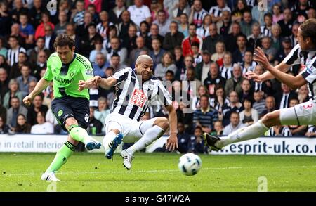 Soccer - Barclays Premier League - West Bromwich Albion / Chelsea - The Hawthorns.Frank Lampard, de Chelsea, marque le troisième but du match de son côté Banque D'Images