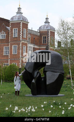 Sculptures de Henry Moore Banque D'Images