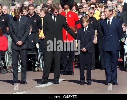 Les Princes William et Harry Banque D'Images