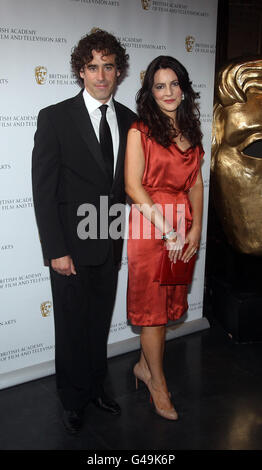 Stephen Mangan et son épouse Louise Delamere au British Academy Television Craft Awards 2011, à la Brasserie de Londres. Banque D'Images