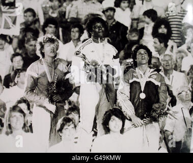 Athlétisme - Jeux Olympiques de Los Angeles 1984 - Javelot femmes Banque D'Images