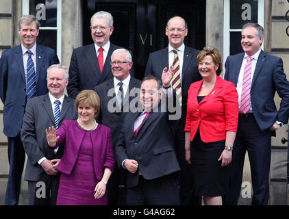 Salmond cabinet dévoile Banque D'Images