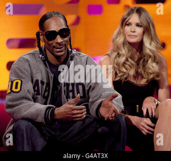 Snoop Dogg et elle Macpherson lors d'un enregistrement du Graham Norton Show aux London Studios dans le sud de Londres. APPUYEZ SUR ASSOCIATION photo. Date de publication : jeudi 19 mai 2011. Le crédit photo devrait se lire comme suit : John Phillips/PA Wire Banque D'Images