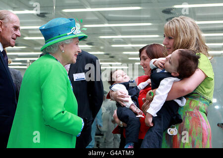 Image - La reine Elizabeth II visite d'Etat en Irlande Banque D'Images
