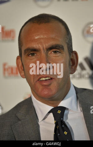 Football - Swindon Town - Paolo Di Canio Conférence de presse - Le sol du comté Banque D'Images