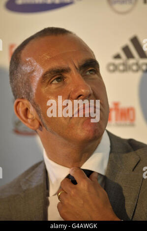 Football - Swindon Town - Paolo Di Canio Conférence de presse - Le sol du comté Banque D'Images