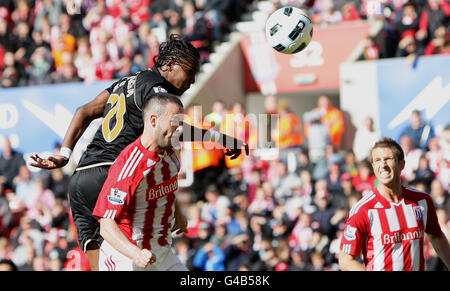 Football - Barclays Premier League - Stoke City / Wigan Athletic - Britannia Stadium.Hugo Rodallégla de Wigan Athletic marque le but d'ouverture lors du match de la première ligue de Barclays au Britannia Stadium, Stoke. Banque D'Images