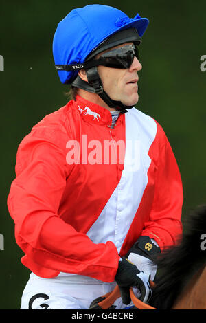 Courses hippiques - TFI Friday - Hippodrome de Nottingham. Kieron Fallon, jockey Banque D'Images