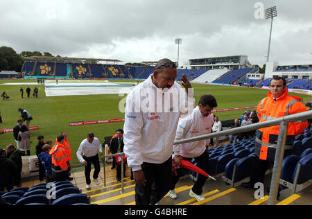 Cricket - npower Premier Test - Jour 1 - Angleterre v SWALEC Stadium - Sri Lanka Banque D'Images