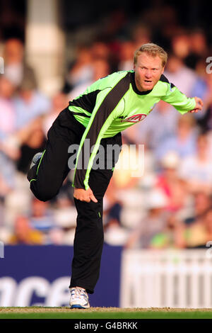 Cricket - Friends Life Twenty20 - South Group - Surrey Lions v Gloucestershire gladiateurs - The Kia Oval. Gareth Batty, Surrey Lions Banque D'Images