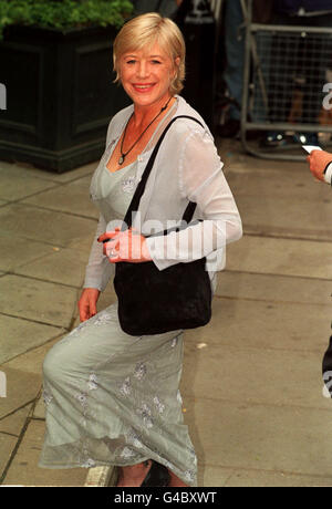 PA NEWS PHOTO 29/5/98 Marianne Faithfull ARRIVE À L'hôtel Grosvenor House Hotel, Londres POUR L'Ivor Novello AWARDS Banque D'Images