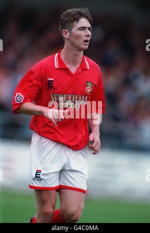 Soccer - Endsleigh League Division 2 - Chester City / Wrexham. Bryan Hughes de Wrexham Banque D'Images