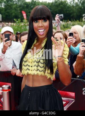 Le juge Kelly Rowland, New X Factor, arrive pour les premières auditions à la LG Arena de Birmingham. Banque D'Images