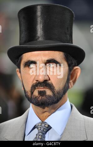 Courses hippiques - Réunion Royal Ascot 2011 - deuxième jour - Hippodrome d'Ascot.Propriétaire Sheikh Mohammed Bin Rashid Al Maktoum pendant le deuxième jour de la Réunion royale d'Ascot de 2011. Banque D'Images