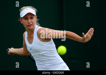 Daria Gavrilova en Russie pendant le sixième jour des Championnats de Wimbledon 2011 au All England Lawn tennis and Croquet Club, Wimbledon. Banque D'Images