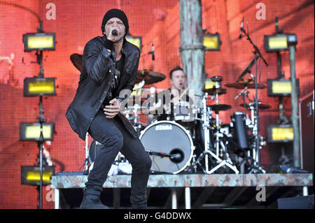 Pendule MC Benjamin Mount, également connu sous le nom de verset, se produit sur la scène de la pyramide au Glastonbury Music Festival qui a lieu à la ferme digne de Pilton. Banque D'Images