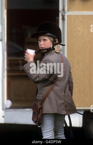 Equestrian - essais de chevaux à Windsor - Pony Club Event - Windsor.Zara Phillips, âgée de 7 ans, lors d'un événement du Pony Club aux essais de chevaux de Windsor. Banque D'Images