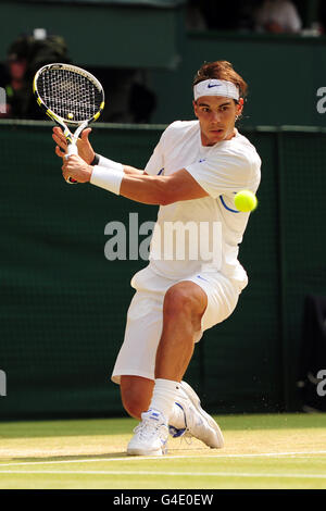 Tennis - Championnats de Wimbledon 2011 - jour treize - le club de tennis et de croquet de pelouse de toute l'Angleterre. Rafael Nadal, Espagne Banque D'Images