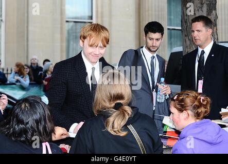 Harry Potter et le Deathly Hallows: Partie 2 UK film Premiere - Londres.Rupert Grint arrivant pour la première mondiale de Harry Potter et des Halles de Deathly : partie 2. Banque D'Images