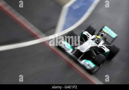 Nico Rosberg, pilote de Mercedes GP, pendant la pratique du Grand Prix britannique de Formule 1 Santander au circuit de Silverstone, Northampton. Banque D'Images