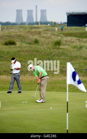 Ben Curtis, ancien champion de l'Open des États-Unis, lors d'une journée d'entraînement pour le Championnat de l'Open 2011 au Royal St George's, Sandwich. Banque D'Images