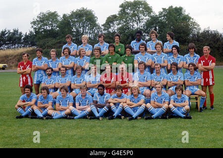 Soccer - Coventry City Photocall - Saison 1976-1977 - Highfield Road Banque D'Images