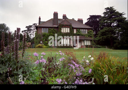 Bâtiments et monuments - Shaw's Corner - Hertfordshire.Shaw's Corner à Ayot St Lawrence, dans le Hertfordshire, l'ancienne demeure du dramaturge George Bernard Shaw. Banque D'Images