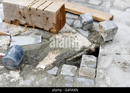 Détail des travaux d'installation de pavés Banque D'Images