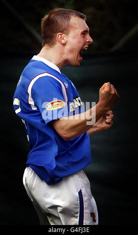 Gregg Wylde, un Ranger, célèbre son but lors du match de la première ligue écossaise de la banque Clydesdale à Fir Park, Motherwell. Banque D'Images