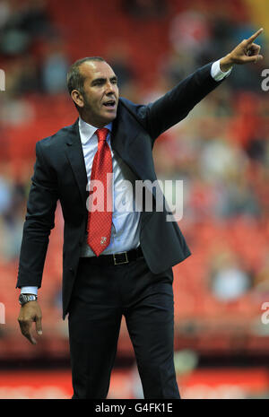 Soccer - Carling Cup - première ronde - Bristol City / Swindon Town - Ashton Gate. Paolo Di Canio, directeur de Swindon Town Banque D'Images