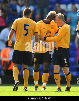 Football - pré-saison amical - Birmingham City v Everton - St Andrew's.Louis Saha (au centre) d'Everton célèbre son but contre Birmingham City avec Tony Hibbert (à droite) Banque D'Images