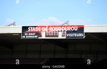 Football - Coupe de la Ligue - Deuxième tour - En Avant Guingamp v vannes OC - Stade du Roudourou Banque D'Images