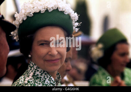 La reine Elizabeth II à Auckland, Nouvelle-Zélande, lors de sa tournée du Jubilé d'argent. Banque D'Images