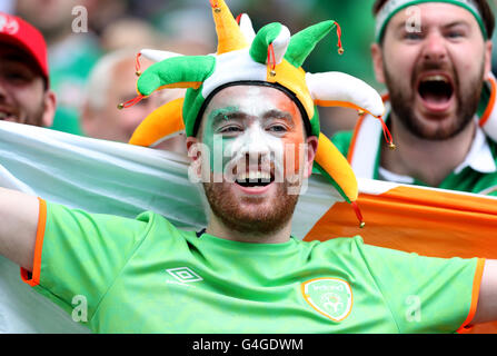 La République d'Irlande est fan des stands lors du match de l'UEFA Euro 2016, Groupe E au Stade de Bordeaux, Bordeaux. APPUYEZ SUR ASSOCIATION photo. Date de la photo: Samedi 18 juin 2016. Voir PA Story FOOTBALL Republic. Le crédit photo devrait se lire: Martin Rickett/PA Wire. Banque D'Images
