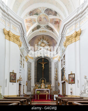 Intérieur de l'église paroissiale baroque à Laxenburg près de Vienne, Basse-Autriche Banque D'Images