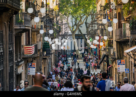 Carrer Ferran, Barrio Gotico ou quartier gothique, Barcelone, Catalogne, Espagne Banque D'Images