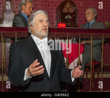 Placido Domingo figure au musée de cire de Madrid Banque D'Images