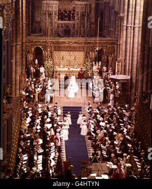 Le mariage de la princesse Margaret et d'Antony Armstrong-Jones à l'abbaye de Westminster, à Londres. Banque D'Images