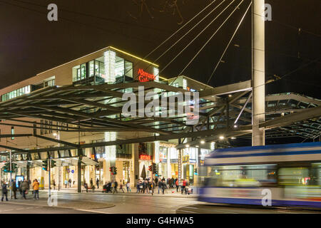 Postplatz Square, centre commercial Galerie Altmarkt, Allemagne, Saxe, Saxe, Dresde , Banque D'Images