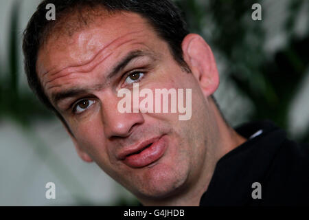 Martin Johnson, entraîneur d'Angleterre, lors de l'annonce de l'équipe à l'hôtel Hermitage, Auckland, Nouvelle-Zélande. Banque D'Images