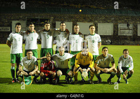 Football - UEFA Euro 2012 - qualification - Groupe B - Andorre / République d'Irlande - Comunal Estadi.L'Irlande s'est alignée avant le match Euro 2012 du groupe B à Estadi Comunal, Andorre-la-Vieille, Andorre. Banque D'Images