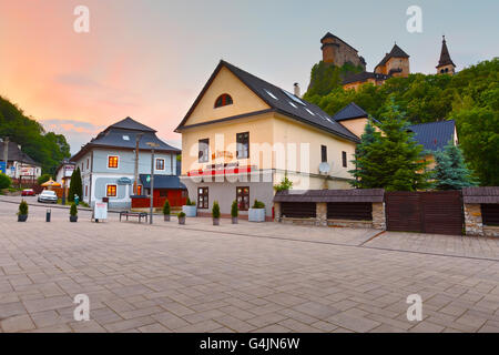 Voir d'Orava Castle dans le nord de la Slovaquie. Banque D'Images