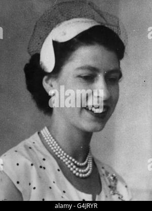 La Reine lors d'une visite à l'hôpital pour enfants Princess Mary à Auckland, Nouvelle-Zélande. Banque D'Images