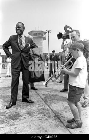 Musique - Louis Armstrong - l'aéroport de Leeds Banque D'Images