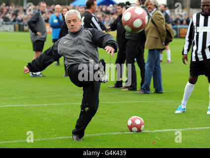 Kevin Keegan, qui sera à la charge de l'équipe de Newcastle lors d'un match des artistes réunis à Kingston Park, Newcastle. Banque D'Images