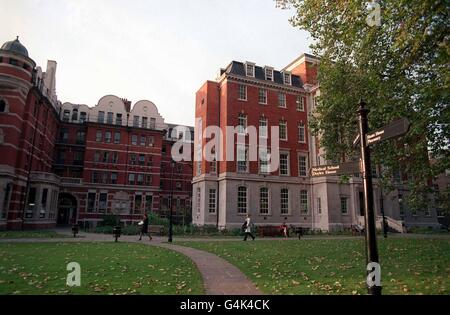 PA NEWS PHOTO 31/10/92 UN FICHIER DE BIBLIOTHÈQUE IMAGE DE GARS HÔPITAL DE LONDRES Banque D'Images