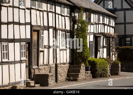 Royaume-uni, Angleterre, Herefordshire, Pembridge, East Street, cité médiévale en bois chalet et maison des pèlerins Rowena Banque D'Images