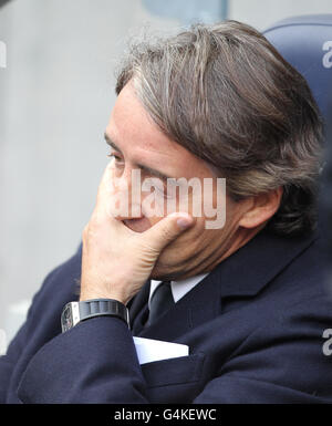 Football - Barclays Premier League - Manchester City / Aston Villa - Etihad Stadium. Roberto Mancini, directeur de Manchester City Banque D'Images