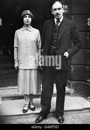 J. M. Keynes et épouse Lydia Lopokova Banque D'Images