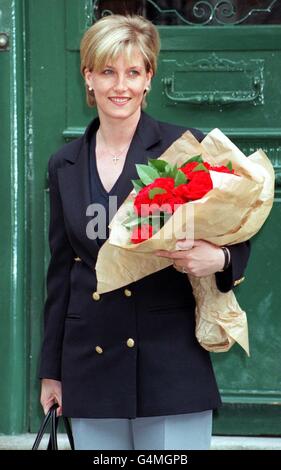 Sophie Rhys Jones/roses Banque D'Images